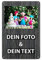 Tassendruck Blech-Schild mit Foto und Text selbst gestalten/Personalisierbar mit eigenem Bild als Metall-Poster / A4 (21x30cm) im Hochformat/Holz 1