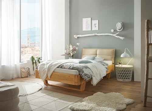 möbelando TJARK Modernes Massivholzbett 140x200, Fichte - Komfortables & hochwertiges Balkenbett mit gepolstertem Kopfteil - 146 x 89 x 219 cm (B/H/T)