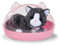 BABY born Meine Katze Cookie - Kuscheltier mit Sound & Vibration - Inkl. Katzenkörbchen - Funktioniert mit Batterien - Geeignet für Kinder ab 3 Jahren
