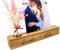 Personalisierte Bilderleiste, Kartenhalter mit Gravur und Vase, Geschenk zur Hochzeit, Holzhochzeit oder zum Jahrestag (Eiche)