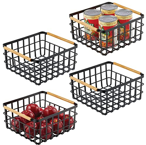 mDesign Allzweckkorb aus Metall – Aufbewahrungskorb für Küche, Vorratskammer etc. – kompakter und universeller Drahtkorb mit integrierten Bambusgriffen – 4er-Set – mattschwarz