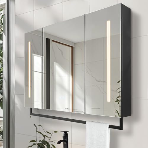 Seenvlog Holz Spiegelschrank mit LED-Beleuchtung, 3-türig 90 x 68 x 13,3 cm Beleuchteter Badeschrank Schwarzer Wandschrank mit Spiegel Anti-Beschlag
