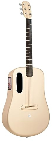 LAVA ME 4 Elektro-akustische Gitarre aus Carbonfaser – Reisefähige Smart Audio-Gitarre mit 3,5-Zoll-Touchscreen, HILAVA 2.0-System, Rechtshänder-Modell und FreeBoost 3.0-Technologie (36 Zoll, Gold)