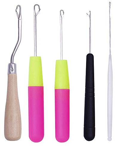 5 Pieces 5 Different Size Bent Latch Hook Crochet Needle Hook, 1 Pieces Wooden Bent Latch Hook and 4 Size Plastic Latch Hook, Set of 5