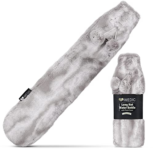 iMedic 2L Extra Lange Wärmflasche mit Luxus-Kunstfellbezug (Silbergrau) – Weiches Fleece & Strickdesign für langanhaltende Wärme – Große Wärmflasche mit Bezug