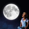 Wandtattoo Loft Leuchtaufkleber Kinderzimmer Mond Motiv, Selbstklebende und Fluoreszierende Aufkleber, Nachthimmel, Leuchtender Mond Aufkleber, Leuchtesterne Wand, Kinderzimmer Leuchtaufkleber