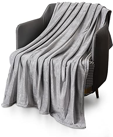 KEPLIN Coperta in flanella grande, 130 x 150 cm, in microfibra, morbida, calda e leggera, per copripiumino, trapunta, perfetta per regali per adulti o bambini (grigio argento, singolo)