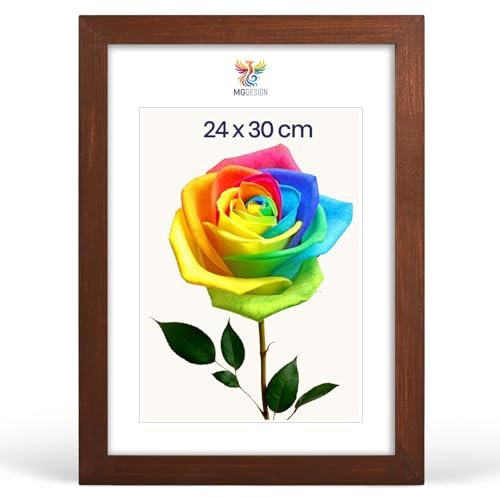 MG Design Bilderrahmen 24 x 30 cm – Fotorahmen mit Braun Holzrahmen (Echtholz) und bruchsicherem Acrylglas, Hoch & Quer zum Aufhängen, zum Aufstellen