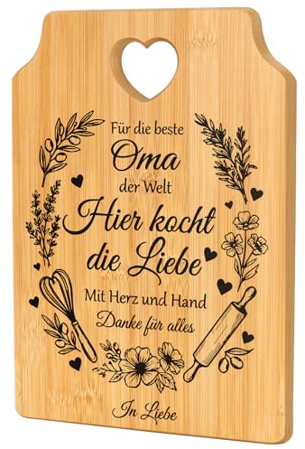 Oma Geschenk Bambus Schneidebrett mit Herz-Aufhänger & Blumenkranz Gravur - Hier kocht die Liebe, Beste Oma der Welt, Geburtstagsgeschenk für Oma, Muttertagsgeschenk