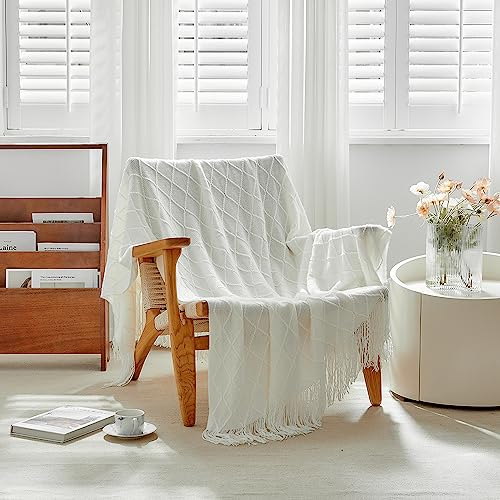 ARYURBU Gestrickte Decke mit Quaste 130x150cm Weiß, Weiche Leichte Boho Kariert Wohndecke Kuscheldecke Strickdecke Tagesdecke Überwurf Dekorative Decke für Bett Couch Sofa Stuhl