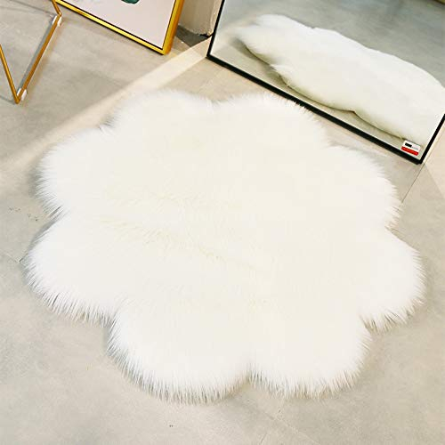 QINGLOU Faux Lammfell Schaffell Teppich (60 x 60 cm) Wohnzimmer Schlafzimmer Kinderzimmer/Als Faux Bett-Vorleger oder Matte für Stuhl Sofa (Weiß, 60 x 60cm)
