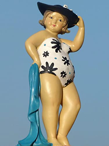 Pommerntraum ®| Dekorationsfigur Sammlerfigur Maritime Dame Maritime Badenixe Mollige Badelady üppige Nana beleibte Lady (Sophie)