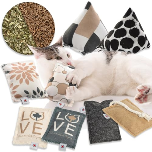 CanadianCat Company | Katzen Schmusekissen- & Spielkissen Pyramiden XL Set, Katzenminze Kräuterfüllung, nachfüllbare Katzen Pyramiden-Kissen, 8er Schmusekissen-Set