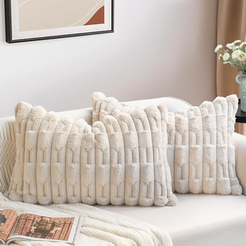 ZWJD 2er Set Beige Kissenbezug 40x60 Kunstpelz Plüsch Kissenbezüge Weiche Kissenhülle Flauschig Dekokissen Moderne Kissen Deko für Wohnzimmer Sofa Schlafzimmer Auto Dekor Sofakissen 40 x 60cm