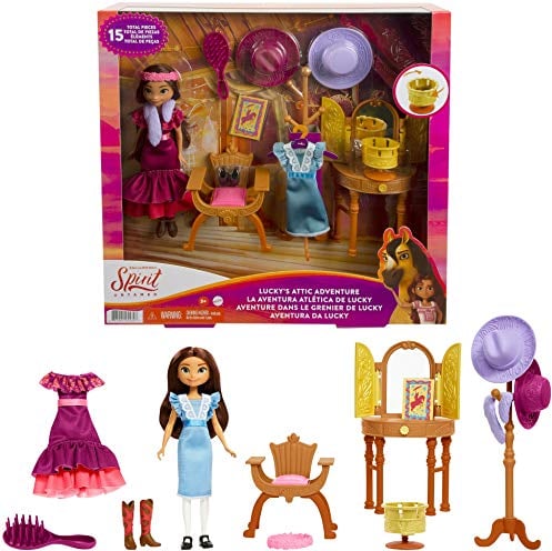 Spirit GXF54 - Spirit - frei und ungezähmt Dachboden-Abenteuer mit Lucky Spielset, Lucky Puppe (ca. 18cm),Schminktisch, Sessel, Hutständer, Wundertrommel, Zubehör, tolles Geschenk, ab 3 Jahren