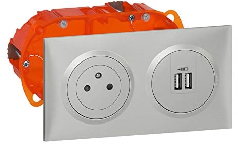 LEGRAND - Prise Electrique Murale avec Terre + Double Chargeur USB-A Précâblé dooxie Surface + Boîte d'Encastrement - Prise 2P+T Affleurante avec Fond Rétractable - Alu