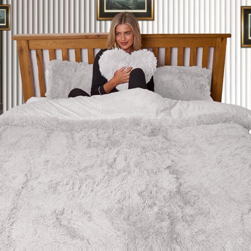 Dolce Vari Hug & Snug Luxury Fleece Bedding Set Warm & Cozy Super Soft Fluffy Fur Duvet Cover Set - Ultimate Comfort (Silver, King)
