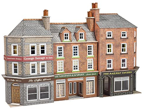 Metcalfe PN972 Low Relief Pub and Shops N Gauge Card Kit