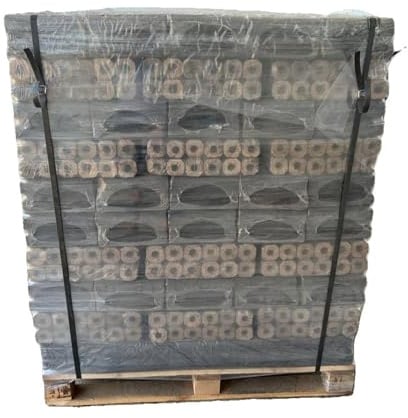 Pinikay Holzbriketts 100% Eiche –1 Palette 960 kg (96 Packungen je 10 kg) 8-eckig mit Loch – Premium Qualität – Hoher Heizwert – Geringe Asche, für Ofen & Kamin, Pinikay Briketts