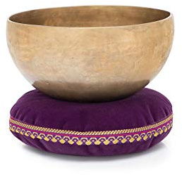 XDrum Omshanti Klangschale 13 cm Set inkl. Kissen, Handgemacht in Indien | Material: Messinglegierung, Durchmesser: ca. 13 cm, Gewicht: ca. 500 g, Farbe: gold, Runde Form, Durchmesser: 11 cm, Ursprung