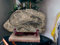 LAGOM HOUSE Kunstharz-Fossilien Dinosaurier-Modell Dinosaurier-Fossilien-Replikat, Dekoration, Velociraptor-Modell/Skelett-Raptor für Zuhause, Büro, Schule (29 x 17,8 cm) (Stil β)