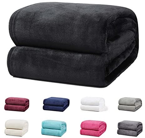 Buymax Flauschige Kuscheldecke 150x200 cm Fleecedecke Super Flausch 771 Gramm Überwurf Sofadecke Tagesdecke Wohndecke Wohnzimmerdecke Sofaüberwurf Uni Einfarbig, Farbe Schwarz