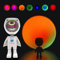 Brunoko 7 colori Lampada proiettore tramonto a forma di astronauta - Lampada tramonto con controllo touch - Proiettore notturno per bambini orientabile a 360° - Luce notturna per bambini in 7 colori