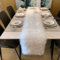 Kunstfell Tischläufer Fell Tischläufer Weihnachten Weiß Modern Deko Oster Tischläufer Perfekt für Weihnachten ,Hochzeit Home Esstisch, Schminktisch, Couchtisch (30cm x 150cm)