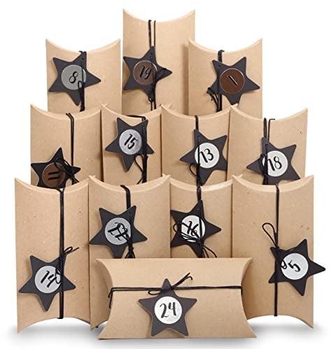 Papierdrachen Adventskalender 2024 - Pillowboxen - mit Deko-Etiketten und Zahlenaufklebern - Vintage - schwarz - 24 Kissenschachteln aus Karton - DIY Adventskalender zum Befüllen und Gestalten