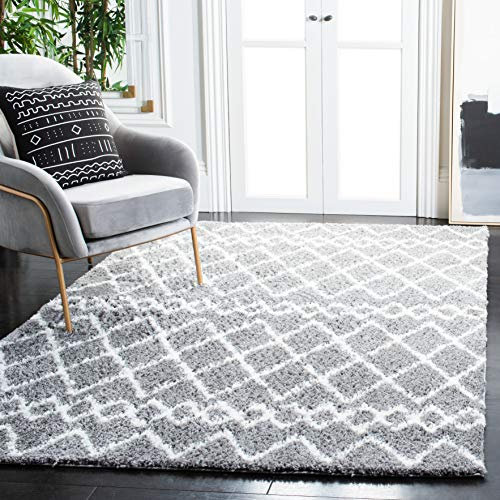 SAFAVIEH Zottelig Teppich für Wohnzimmer, Esszimmer, Schlafzimmer - Berber Shag Collection, Kurzer Flor, Hellgrau und Creme, 155 X 229 cm