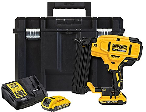 DeWalt DCN680D2 Nailer