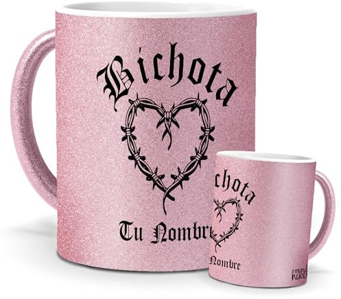 mundohuevo Taza personalizada | Regalo Bichota Karol G | Edición Purpurina Rosa | Mensaje para Fans | Pon el nombre o texto que quieras | Cerámica Glam Rosa | Tazas para Leche, Café, Té ... | 350 ML