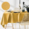 ROOM99 Aura Tischdecke 140 x 200 cm Tischtuch Tafeldecke Fleckschutz Abwaschbar Wasserabweisend Schmutzabweisend Polyester Rechteckig Bankett-Dekoration Ganzjährig Senf