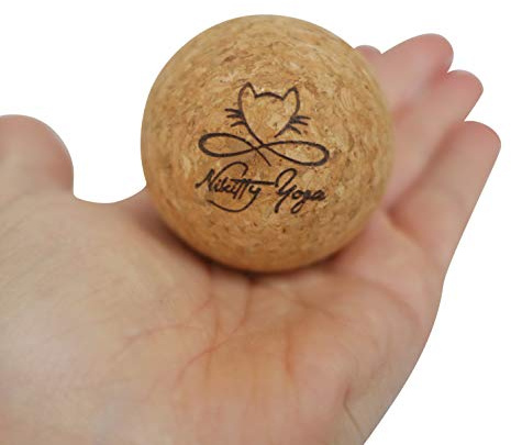Nikitty Yoga - Massageball aus Kork Ø 5cm - Faszien-Ball Selbstmassage Verspannungen lösen - handlich, robust, geruchsneutral - #rollin'