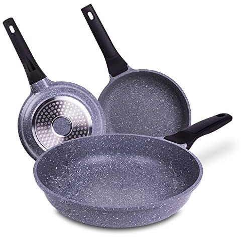 La Moustache - Juego de 3 Sartenes de 20/24/28 cm, Aluminio Fundido con Revestimiento Antiadherente para Todo Tipo de Cocinas, Incluso Inducción, sin PFOA, Mangos Antiquemadura (Pierre)