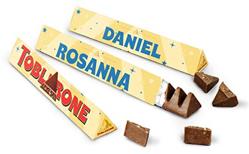 Made in Gift Pack de Tres Barras de Chocolate Suizo con Leche y Almendras de 100 gramos Toblerone Personalizadas con Nombre o Texto y Estrellas de Color Azul