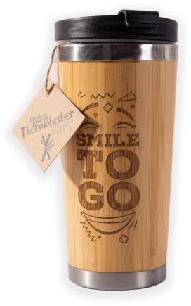 Bambus Thermobecher mit Text Gravur: SMILE TO GO. Optimal für täglichen Bedarf und Ausflüge. Geschenk für alle Angelegenheiten. Drehverschluss. Soft-Touch-Becher.