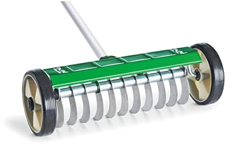 Rekord Handvertikutierer (Stahl) Arbeitsbreite 32 cm mit Aluminiumstiel (180 cm) Rasenlüfter, Moosentferner, Bodenlüfter, Pendelvertikutierer, Vertikutier-Roller, Rasenfilz-entferner