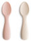 Mushie Cuillères De Démarrage en Silicone | Lot De 2 Cuillères Pour Tout-Petits | Pour Bébé Pour Apprendre à Manger Seul | Lavable au Lave-Vaisselle | Blush/Shifting Sand