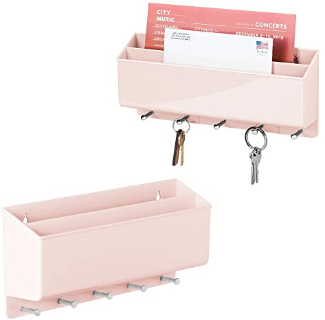 mDesign 2er-Set praktische Briefablage für Flur und Küche – kompaktes Schlüsselboard mit 2 Fächern für Post und 5 Haken – wandmontiertes Schlüsselbrett aus Kunststoff – hellrosa