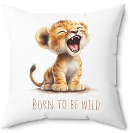 Kuschelkissen Löwe „Born to be Wild“ – 40x40 cm – Weiches Kinderkissen – Geschenk zur Geburt & Taufe