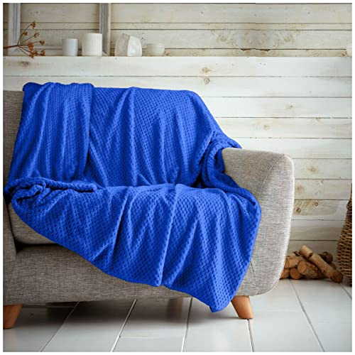 GC GAVENO CAVAILIA Waffle Popcorn King Throw Soft Honeycomb Textured Blanket for Sofa | Lightweight, Fluffy and Easy Care Bedspread | Cosy, Warm Throw for All Seasons, Electric Blue, 200x240 cm