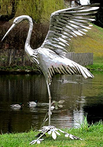 Casa Padrino Gartendeko Skulptur Reiher Vogel Silber 70 x 105 x H. 110 cm - Elegante Gartendeko Figur - Wetterbeständige Gartenfigur