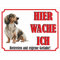 INDIGOS UG - Dackel - Schild bedruckt - Hier wache ich - Aluverbundplatte weiß - ab 20x15 cm - Spruch - Deko Geschenkidee für Ihren Hund - Zaun - Türschild