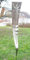 Gartendekoshop24 – Gartendeko Edelstahl Gartenstecker „Carmen“, 200 cm. Moderner Gartenstecker, Skulptur aus Edelstahl mit 3 Edelstahlkugeln, handgefertigt. Gartenstab aus Edelstahl für draußen.