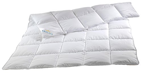 PROCAVE Micro-Comfort Qualitäts-Bettdecke für den Sommer | Entspannt schlafen | Atmungsaktive Steppdecke in weiß in 200x200 cm | Soft-Komfort Bettdecken aus Hohl-Faser
