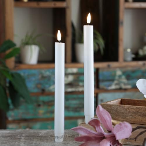MARELIDA LED Stabkerzen Echtwachs Deluxe Homeart Dinnerkerzen Tafelkerzen mit realistischer 3D Flamme mit Wachsspiegel weiß (2 Stabkerzen 24cm)