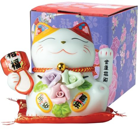 Jade Temple Maneki Neko Winkekatze Weiß mit Fächer, Spardose, japanische Glücksbringer Katze, asiatisches Deko-Objekt, Porzellan, 13cm Höhe, 15cm Durchmesser, mit Kissen, 1 Stück in Geschenkbox