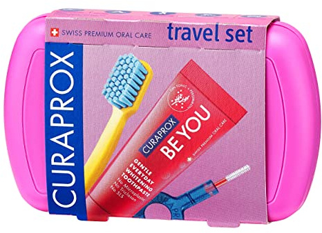 Curaprox Kids Travel Set – Spazzolino da denti, dentifricio e scovolini interdentali | Filamenti Curen® ultra morbidi | Set da viaggio compatto per bambini (rosa)