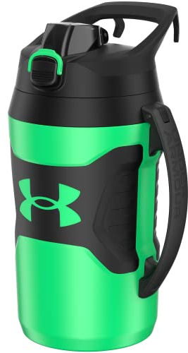 Under Armour Playmaker - Jarra deportiva, botella de agua con asa, aislada de espuma y resistente a fugas, 64 onzas, verde vapor/negro